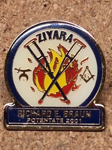 ZIYARA RICHARD E. BRAVN POTENTATE 2001 ANSTECKNADEL - Bild 1 von 3