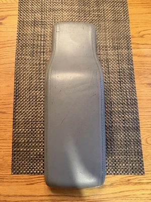 Buick Park Avenue 1995-2003 gris consola central cuero reposabrazos tapa superior OEM Foto 1 de 2