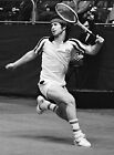 Joueur de tennis américain champion John McEnroe..8X10