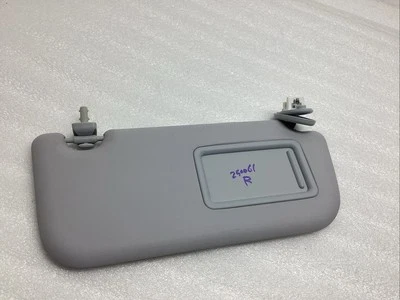 Toyota Prius Prime 2017-2020 lado derecho del pasajero parasol montaje OEM Foto 1 de 4