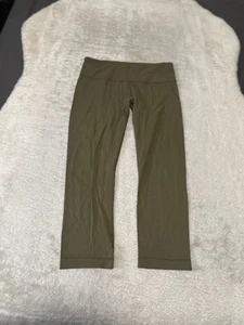 Lululemon Damen grün oliv Capri Leggings Größe 6 sportlich Yoga Training - Bild 1 von 8
