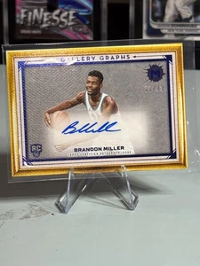 2023-24 Topps Motif Brandon Miller Galleria Grafiche Blu Ultramarino 22/49 RC Auto - Foto 1 di 3