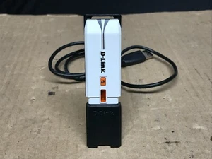 D-LINK DWA-160 BWA160NA A2USB WiFi range booster - Picture 1 of 9