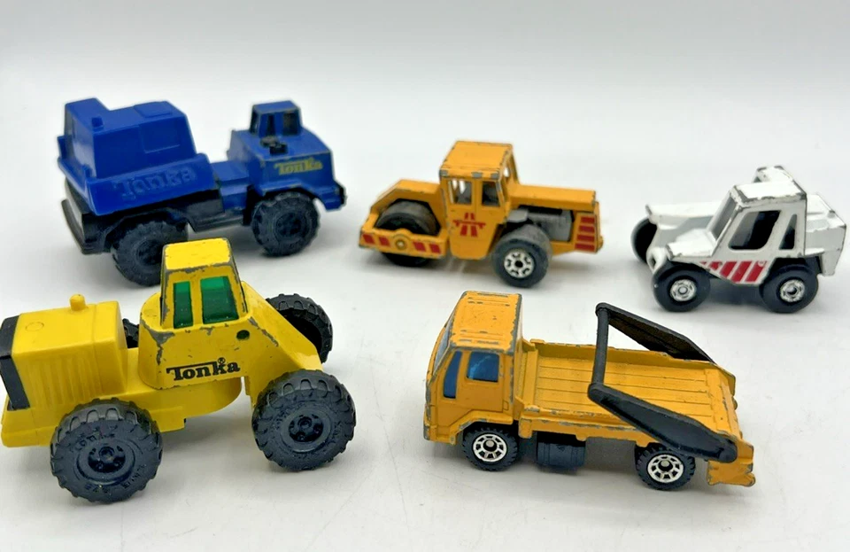 Tonka Mini Vehículos Lote de 5 Camiones Construcción Diecast y Plástico Mixto Foto 1 de 4