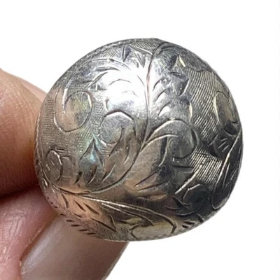 Anillo cúpula grabado vintage LUX, plata de ley, talla 6 Foto 1 de 4