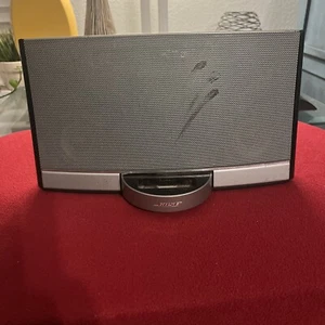 Bose SoundDock Portable Docking Station No Battery Or Remote. Parts-repair - Picture 1 of 8