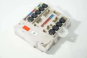 2006 - 2010 Armada Titan Fuse Box Junction Relay Block 284B6-ZE00C OEM - Bild 1 von 6