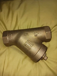 Eine neue Zurn Wilkins Big 1,5" Messing Wye mit Deckel. Nagelneu. Sanitär. - Bild 1 von 5
