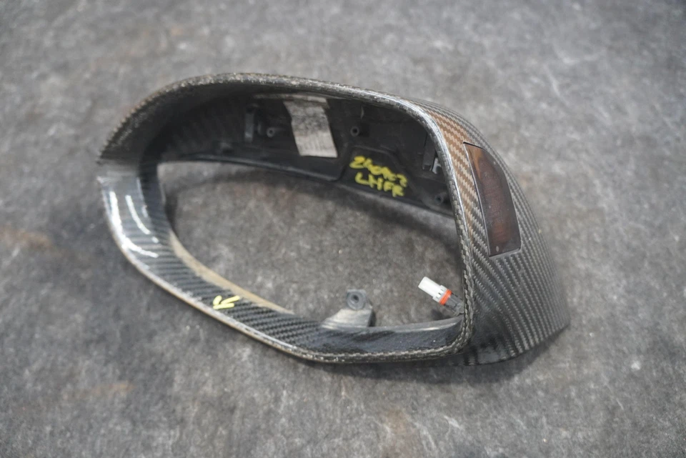 Espejo de puerta del conductor izquierdo cubierta de fibra de carbono 4G8857527E Audi RS7 2017 *Nota* Foto 1 de 4