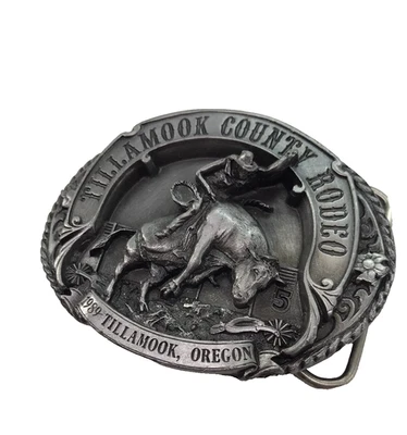 Hebilla de cinturón de colección años 80 Tillamook Oregon RODEO SISKIYOU PELTRE Bull Riding Western Foto 1 de 4