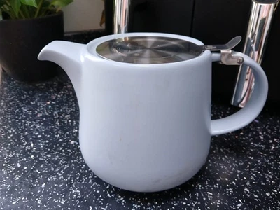 MAXWELL WILLIAMS BLUE TINT TEAPOT WITH STRAINER - Image 1 of 4