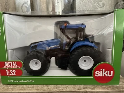Siku 3273 New Holland T8.390 Tractor 1:32 Scale - Image 1 of 2