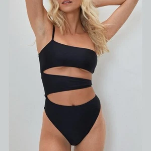 NWT Nasty Gal Recycled One Shoulder Cut Out One Piece Swimsuit Black Size 10 - Picture 1 of 5