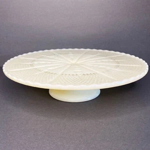 Vintage Anchor Hocking Milk Glass Pedestal Cake Plate Stand Gold Fleur Lis 10" - Picture 1 of 6