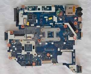 Carte mère Mother Board pour Packard Bell Q5WTC 15.5" Réf Q5WV1 LA-7912P - Photo 1/5