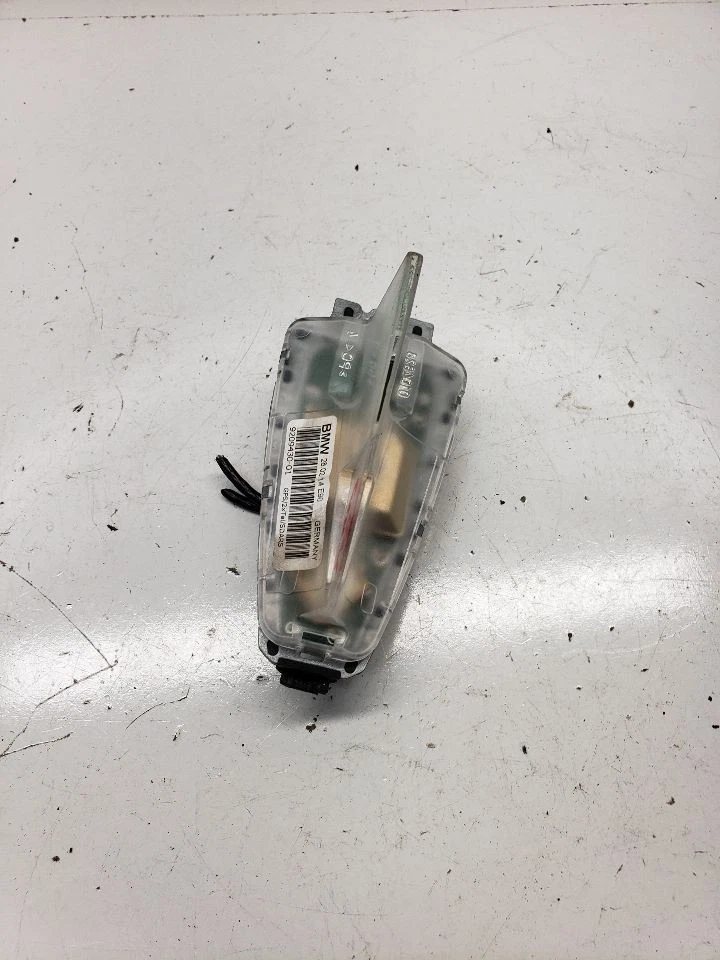 328I 2014 антенна 1376510 - Изображение 1 из 4