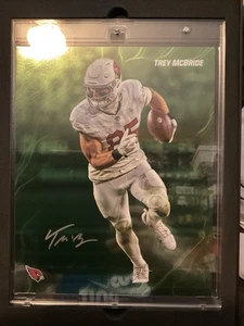 Fanatics Emanate 8X10 verde Trey McBride /99 - Foto 1 di 4