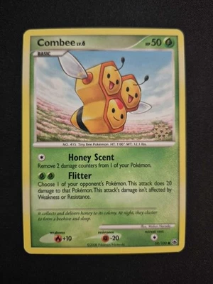 Combee 59/100 MP - Countdown Calendar Snowflake Stamped Promo - Pokémon TCG - Image 1 of 2