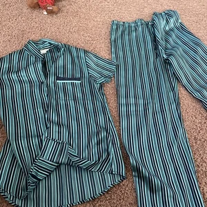 Liz claiborne 2 piece pajama set - Picture 1 of 3
