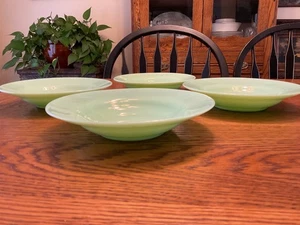 At Home International Inc. 8 3/4" Salat- oder Suppenschüsseln (4er Set) - Bild 1 von 6