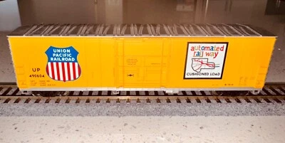 WALTHERS MAINLINE 910-2038 HO, UP UNION PACIFIC 50' INSULATED BOXCAR #490604 - Image 1 of 4