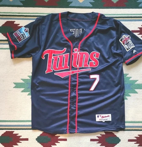 JOE MAUER #7 Minnesota Twins AUTHENTIC Jersey Size 54 Metrodome Majestic 2010 Cover