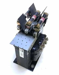 Cutler Hammer C3000K2A 3.0 KVA PRI-480/240V SEC-120V Transformer - Picture 1 of 4