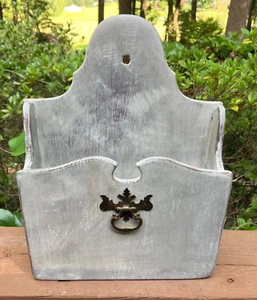 Vintage Wood Letter  Mail Holder/ One Box or Pocket / Wall Mount Interior - Picture 1 of 6