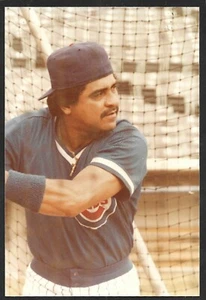 Jerry Morales  CHICAGO CUBS  UNSIGNED  4 x 5-7/8  ORIGINAL SNAPSHOT PHOTO #3 - Picture 1 of 1
