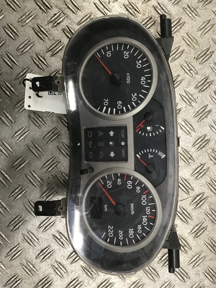 Tacho [KW]kW [PS]PS P8200059776 Kombiinstrument - Bild 1 von 2