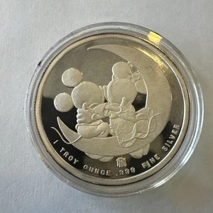 1-OZ.SILVER MICKEY & MINNI LOVERS ON CRESENT MOON FOREVER PROOF COIN - Picture 1 of 2