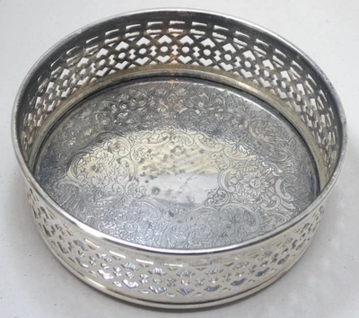 Pierced Wine Bottle Coaster Silver Plated  Engraved Base Strachan Australia — 第 1/4 张图片