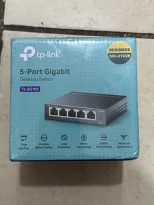 TP-Link TL-SG105 5-Port Gigabit Ethernet 1000Mbps Desktop Switch - Picture 1 of 5