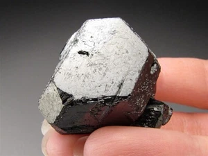 Sphalerite, Naica, Mexico - Picture 1 of 3