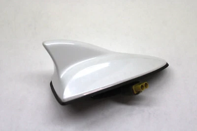 Hyundai Sonata 2013 antena de techo blanco 96210-3q800wjr fabricante de equipos originales 09 10 11 12 13 14 Foto 1 de 4