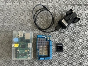 Raspberry Pi 1 Model B Revision 2.0, Case, Power Adapter, Adafruit Pi Plate - Picture 1 of 7