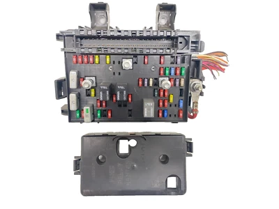 Chevrolet Trail Blazer 2002-2003 motor caja de fusibles relé central fabricante de equipos originales, 646-01536 Foto 1 de 4