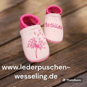 Lederpuschen Krabbelschuhe Babyschuhe mit Namen Pusteblume Pink/rosa - Bild 1 von 1