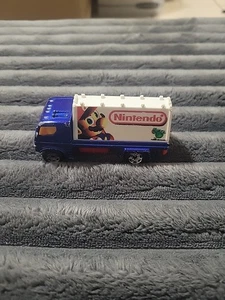 Nintendo Matchbox 2003 Bill Board Die-Cast Truck - Bild 1 von 10