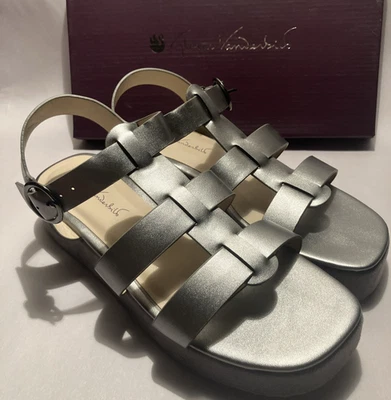 New Gloria Vanderbilt Chadwick Women 9 Pewter Platform 1 1/2" Wedge Heel Sandals - Image 1 of 4