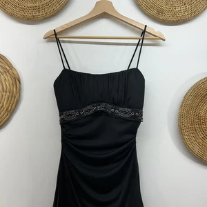 Mini Vestido De Colección Y2K Años 2000 Rubí Rox Negro Cuentas Encaje Desigual Asimétrico M - Imagen 1 de 10