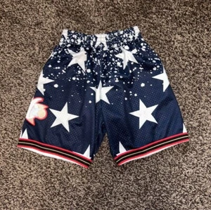 Mitchell & Ness 76ers 1997-98 July 4th USA Flag Shorts Men's S Hardwood Classic - Picture 1 of 4