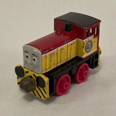 Thomas & Friends Take N Play Metal Dart Motor Diesel 2012 Amarillo Rojo Mattel Foto 1 de 4