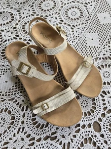 Vionic Laurie Leather Ankle Strap Wedge Heel Sandals Ivory Snake Womens 10 - Picture 1 of 9