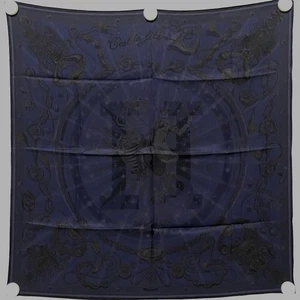 Bufanda Hermes Carre 70 C'est La Fete Nomura Daisuke m1_0929 - Imagen 1 de 8