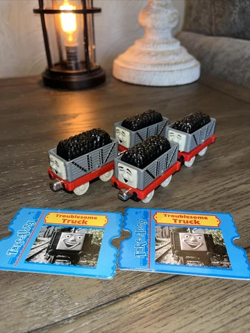TROUBLESOME TRUCK LOT THOMAS FRIENDS TRAIN TAKE Along COLLECTOR CARDS COAL! Cover