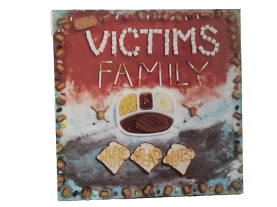 Victims Family  white bread blues - Photo 1/4