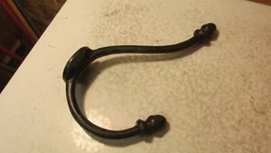 Large Antique Cast Iron Acorns Hook - Picture 1 of 2