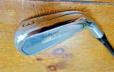 Titleist U505 2023 #3 Utility Iron 20* / Hzrdus Black 6.0 80g stiff shaft - Image 1 of 4