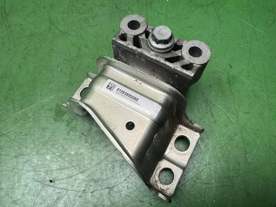 FIAT DUCATO Engine Mount Mk5 Right 2.2 HDI DW12 1393895080 2019 - Image 1 of 4
